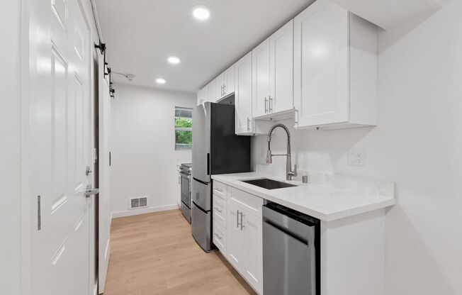 Leschi View Apartments