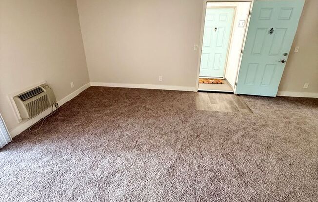 1 bed, 1 bath, 800 sqft, $2,150, Unit 4T