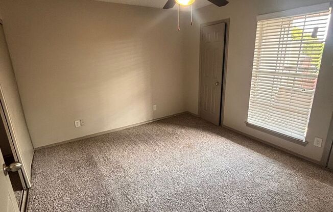 1 bed, 1 bath, $1,115, Unit 1121