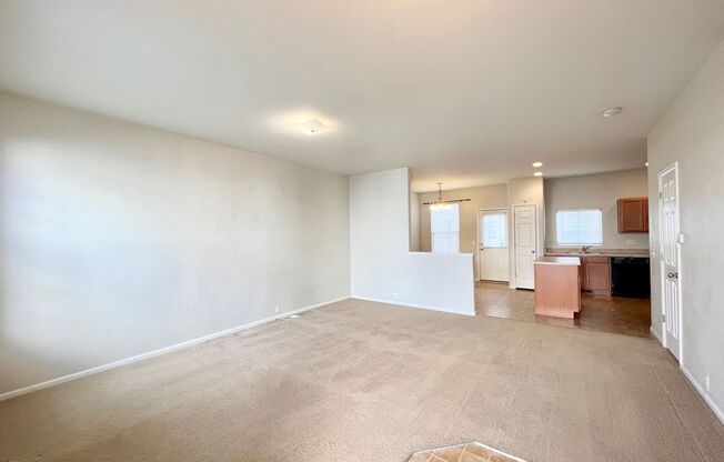 Spacious 2 Bed/2/5 Bath Townhome at The Bluffs at Spring Creek