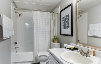 Valley Oaks Apartments