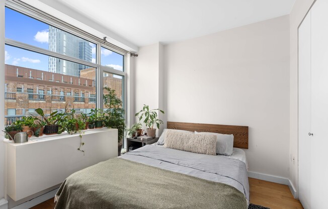 1 bed, 1 bath, 510 sqft, $3,850, Unit 17F