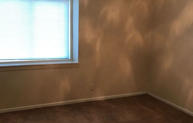 1 bed, 1 bath, 769 sqft, $1,089, Unit 7524-02