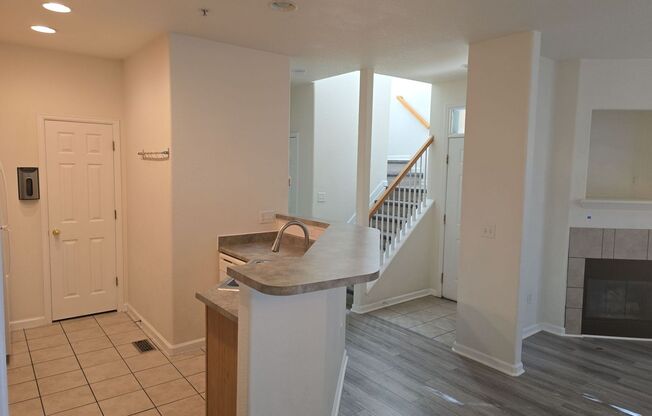 Townhome, centrally located in Fort Collins.