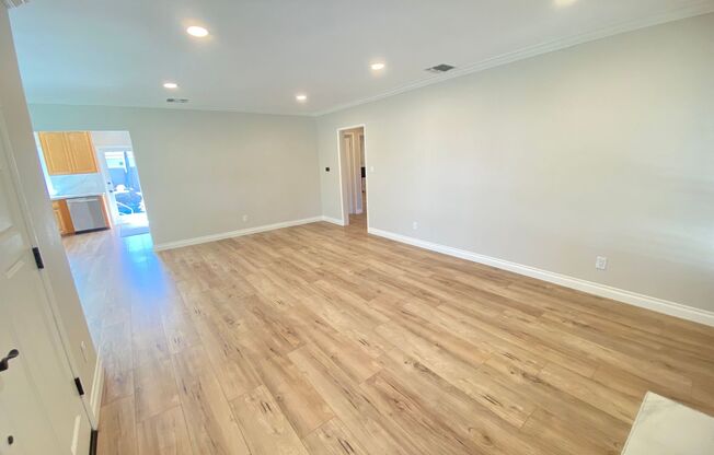 Beautifully Remodeled 3 Bedroom Naples Home For Rent w/ Pool!