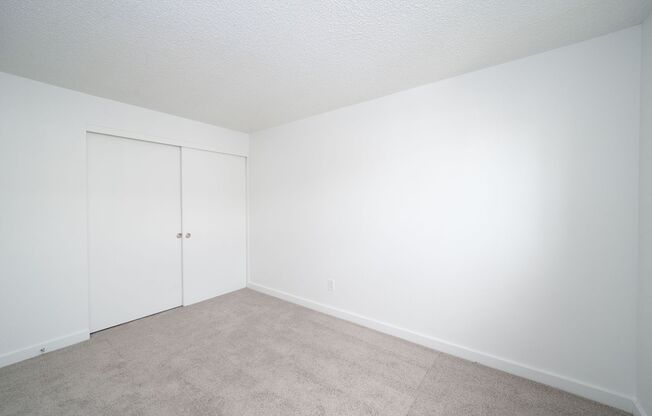 2 beds, 1 bath, 900 sqft, $1,495, Unit #13