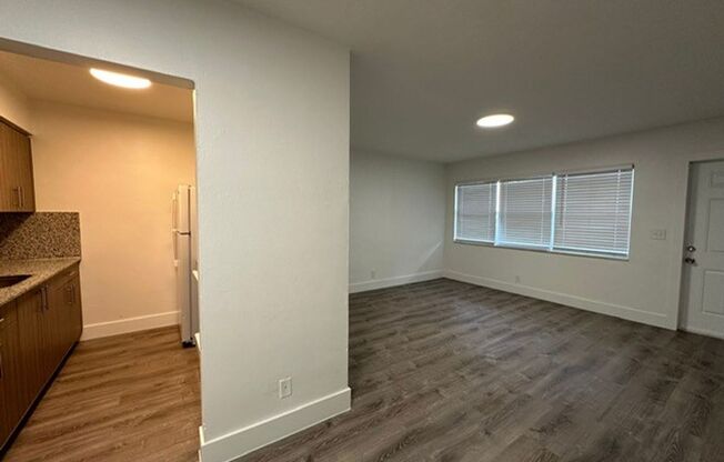 1 bed, 1 bath, 650 sqft, $1,695, Unit 2300-107