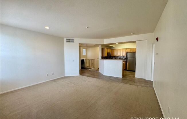 2 beds, 2 baths, $1,550, Unit Building 1