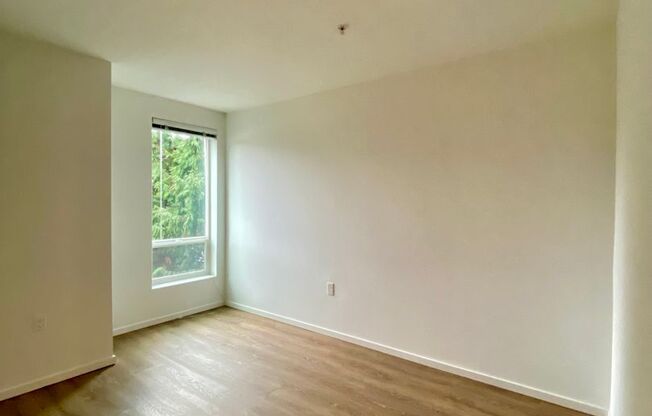 2 beds, 2 baths, 900 sqft, $2,995, Unit 2403-A