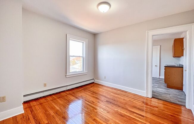 2 beds, 1 bath, 539 sqft, $1,550, Unit 3W
