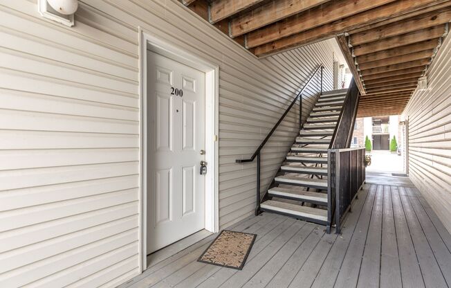 Lexington Place Apartments