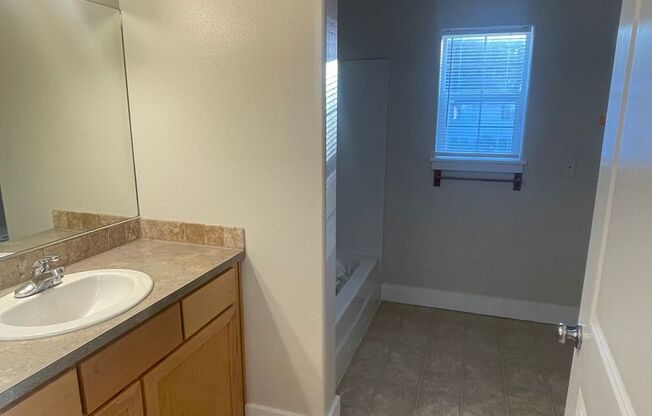 1 bed, 1 bath, $1,195