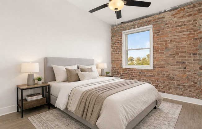 1 bed, 1 bath, 850 sqft, $1,900, Unit 215