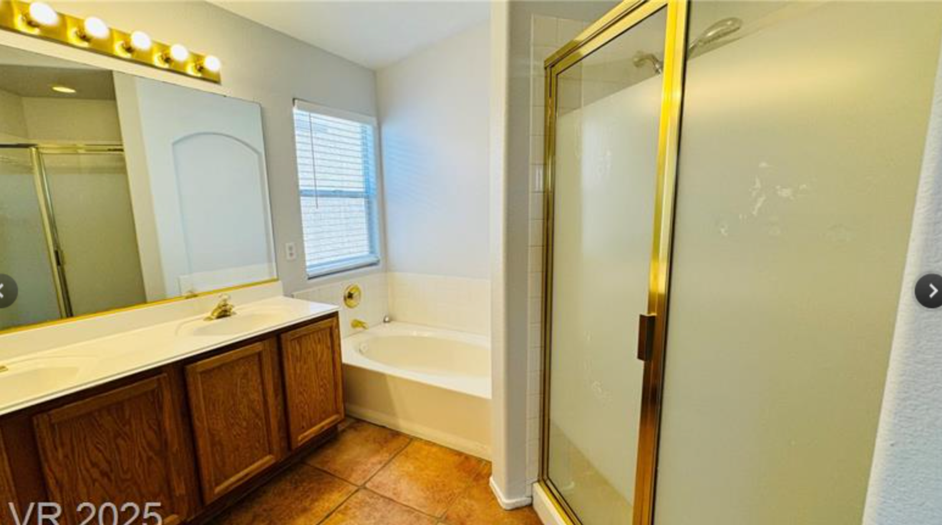 1586 Peaceful Pine Beautiful 4 bdrm