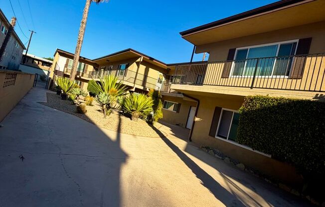 Studio, 1 bath, $1,995, Unit Unit 20