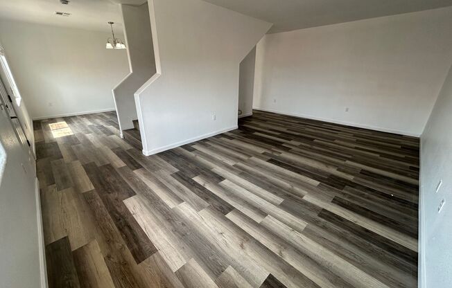 Fantastic LV views from Sunrise Mnt townhome