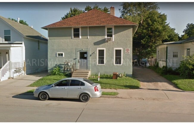 ONE BEDROOM LOCATED IN DOWNTOWN SIOUX FALLS.