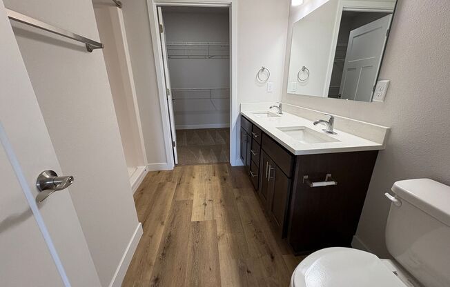 2 beds, 2 baths, 978 sqft, $1,900, Unit 5115-309