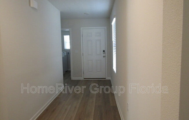 3 beds, 2 baths, 1,611 sqft, $2,100