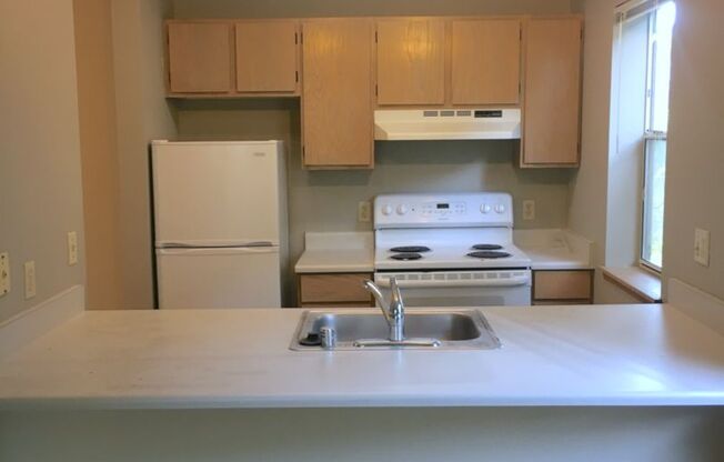 1 bed, 1 bath, 624 sqft, $1,725, Unit 302