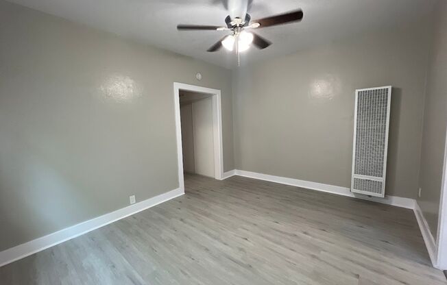 448 ORANGE AVE LONG BEACH, CA 90802