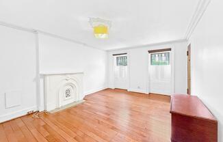 44 CLIFTON PL
