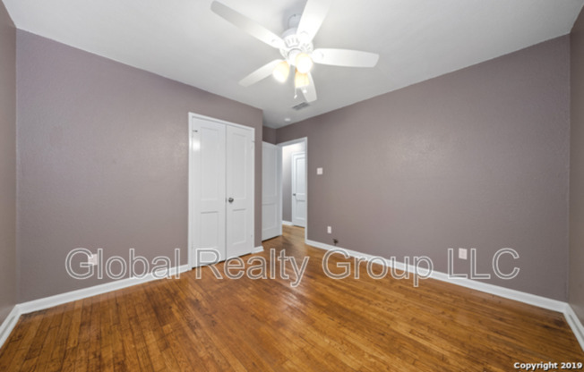 401 MITCHELL AVE