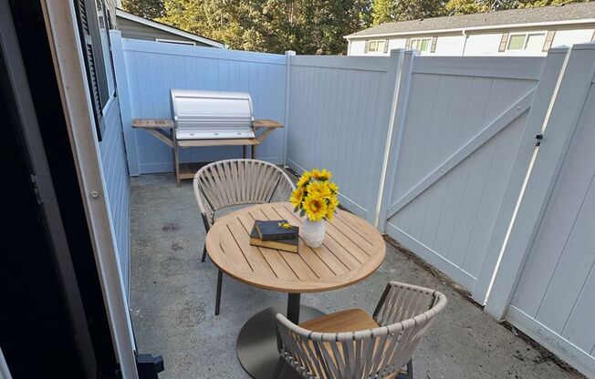 3 beds, 2.5 baths, 1,430 sqft, $1,695, Unit F3