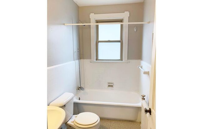 1 bed, 1 bath, 478 sqft, $895, Unit 416-30