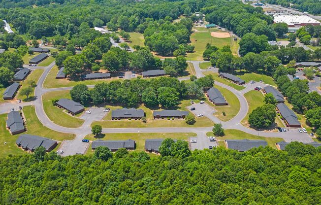 3 beds, 1 bath, 1,008 sqft, $1,295, Unit 908-908B Foxcroft