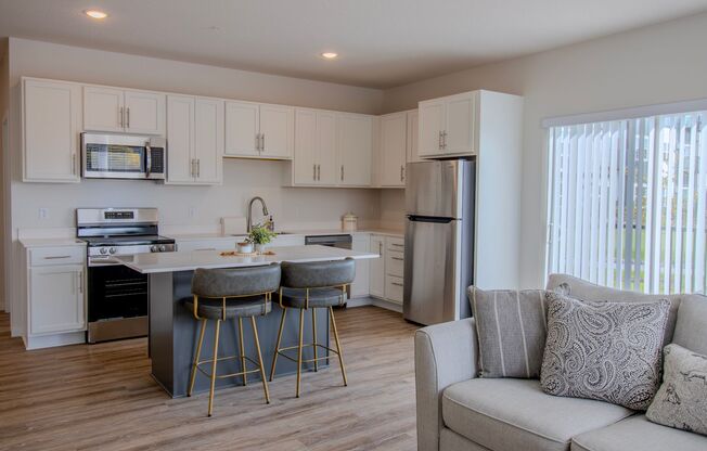 1 bed, 1 bath, 713 sqft, $1,400, Unit 226