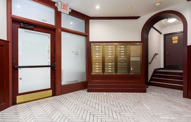 1 bed, 1 bath, 600 sqft, $1,450, Unit 208