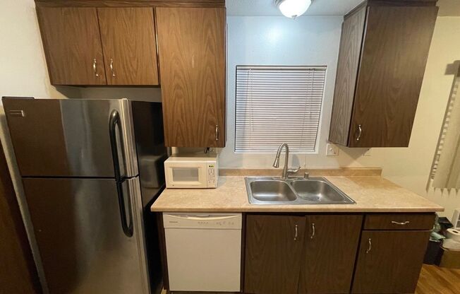 1 bed, 1 bath, $2,250