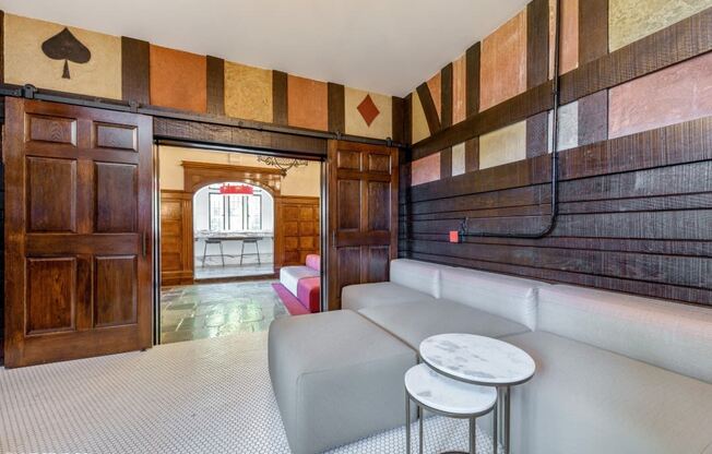 Large Couches in Resident lounge at 1033 W Loyola, Chicago