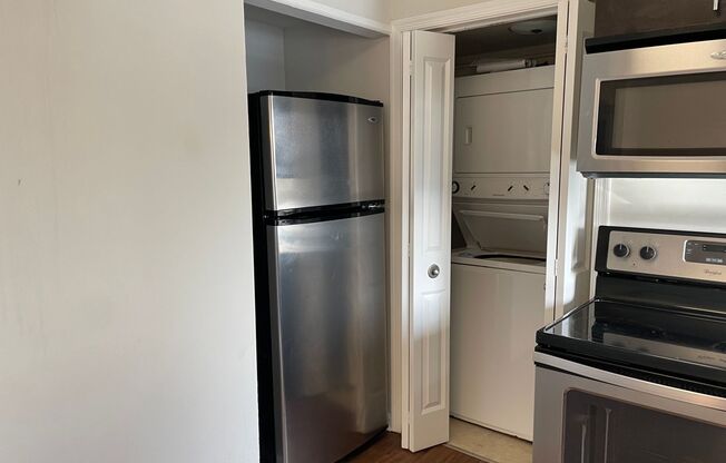 2 beds, 2 baths, 1,107 sqft, $1,600, Unit BC05-2B