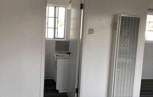 Studio, 1 bath, $1,495