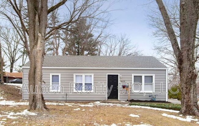 4615 FREEMAN AVE