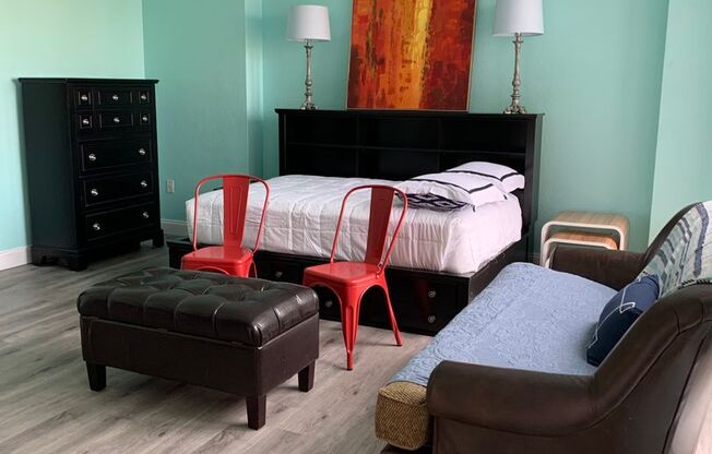 Studio, 1 bath, $1,650, Unit Unit 616