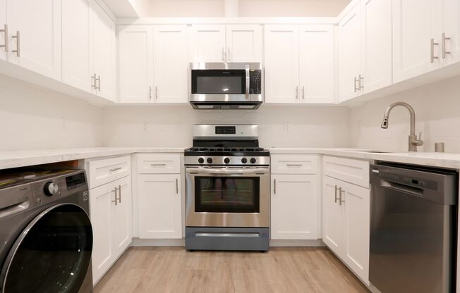 1222 1/2 Michigan Ave