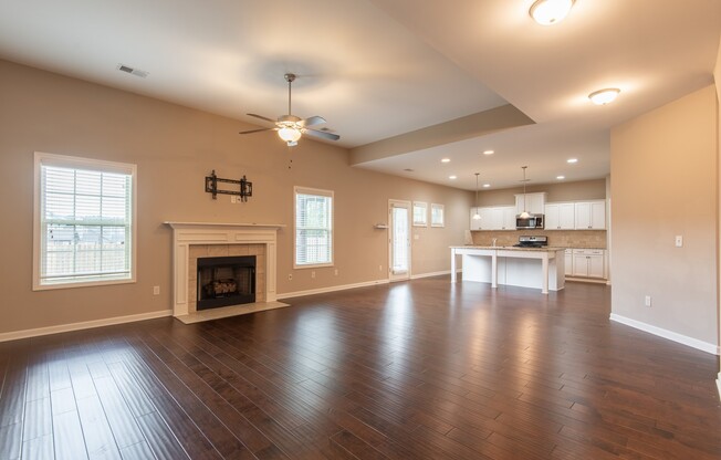 West Richland Single Family Home - SHORTER LEASE OPTION AVAILABLE!