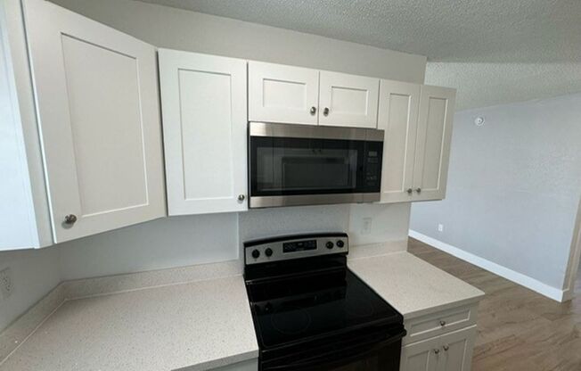 1 bed, 1 bath, 725 sqft, $1,625, Unit 2