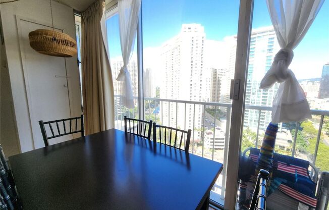1 bed, 1 bath, $2,700, Unit # 2104