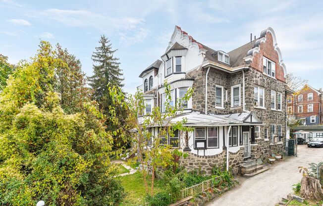 Beautiful 1Bed/1Bath!