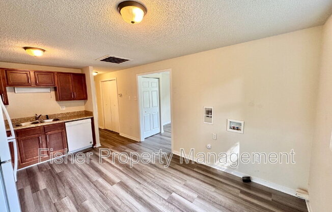 3908 HOPKINS CT