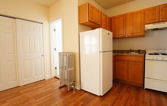 Studio, 1 bath, 386 sqft, $1,395, Unit 403