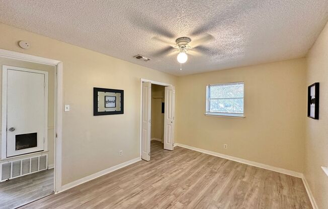 4 beds, 1 bath, $1,400