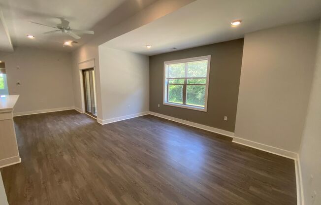 2 beds, 2 baths, 1,450 sqft, $3,100, Unit 0919