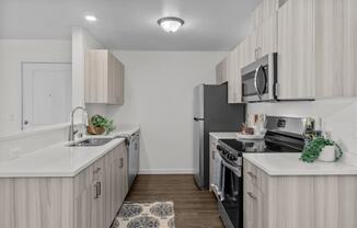 The Banks on Bradley Apartments in Richland, Washington Model Kitchen