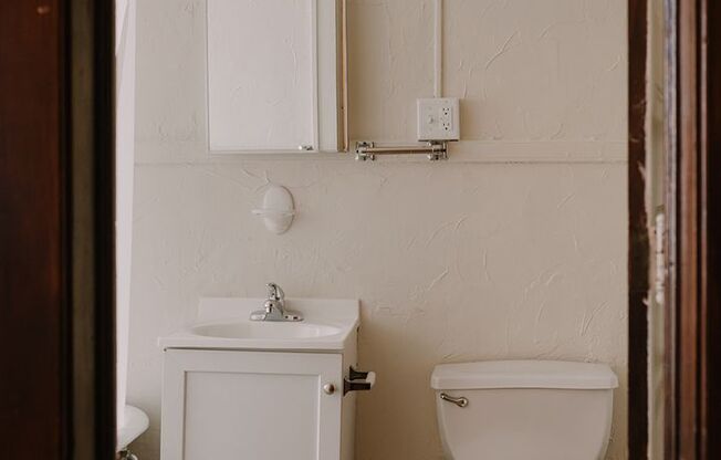 1 bed, 1 bath, 697 sqft, $995, Unit 315-44