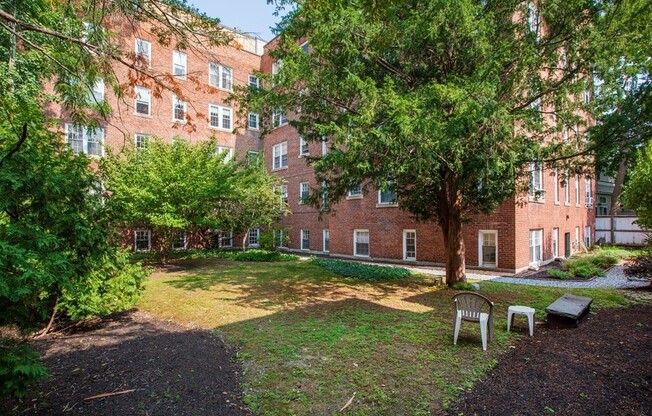 2 beds, 1 bath, 758 sqft, $3,200, Unit 43